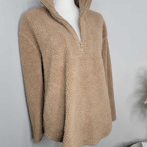 Koolaburra by UGG | Brushed Back Sherpa Pullover | Amphora Tan | Small - Picture 9 of 9